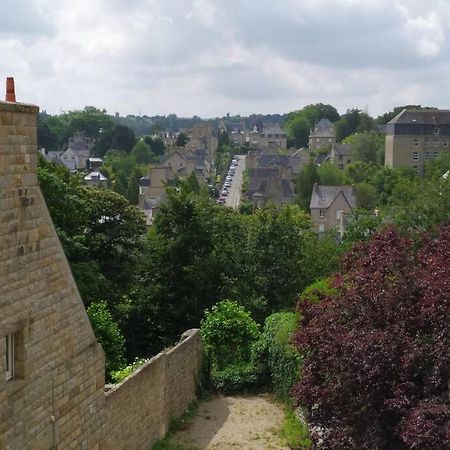 Dinan Chateau - Parking Inclus ภายนอก รูปภาพ